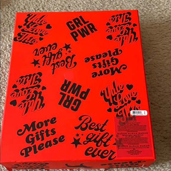 Victoria Secret Set ❣️ - Picture 2 of 3